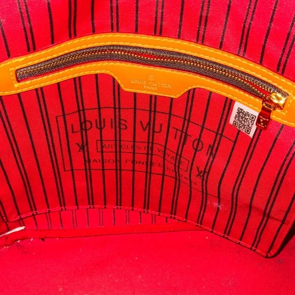 Designer Brown and Tan Tote Bag - Picture 5 of 5